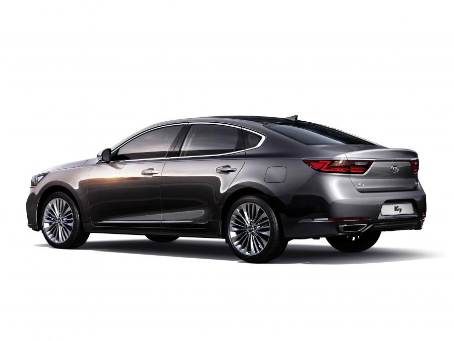  Kia K7 (YG) 2015 года  (фото 3 из 9)